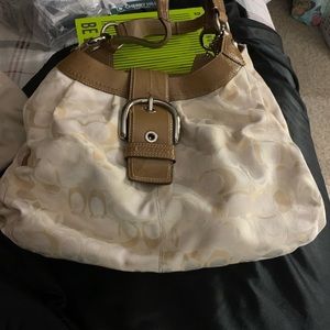 🎃 Coach soho signature bag